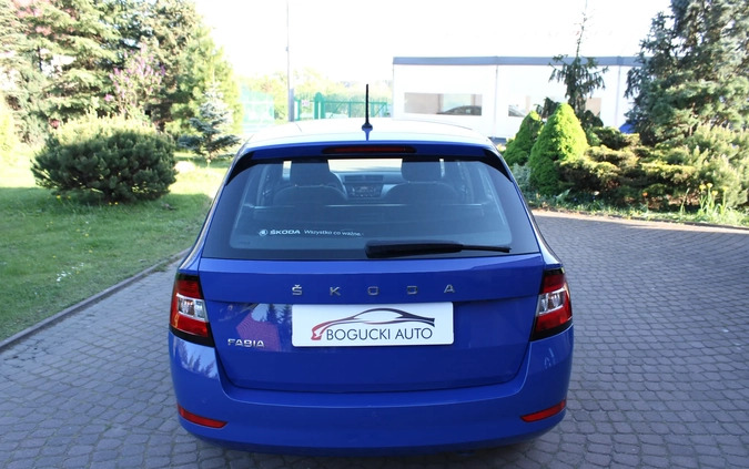 Skoda Fabia cena 39800 przebieg: 142000, rok produkcji 2020 z Ciechanów małe 352